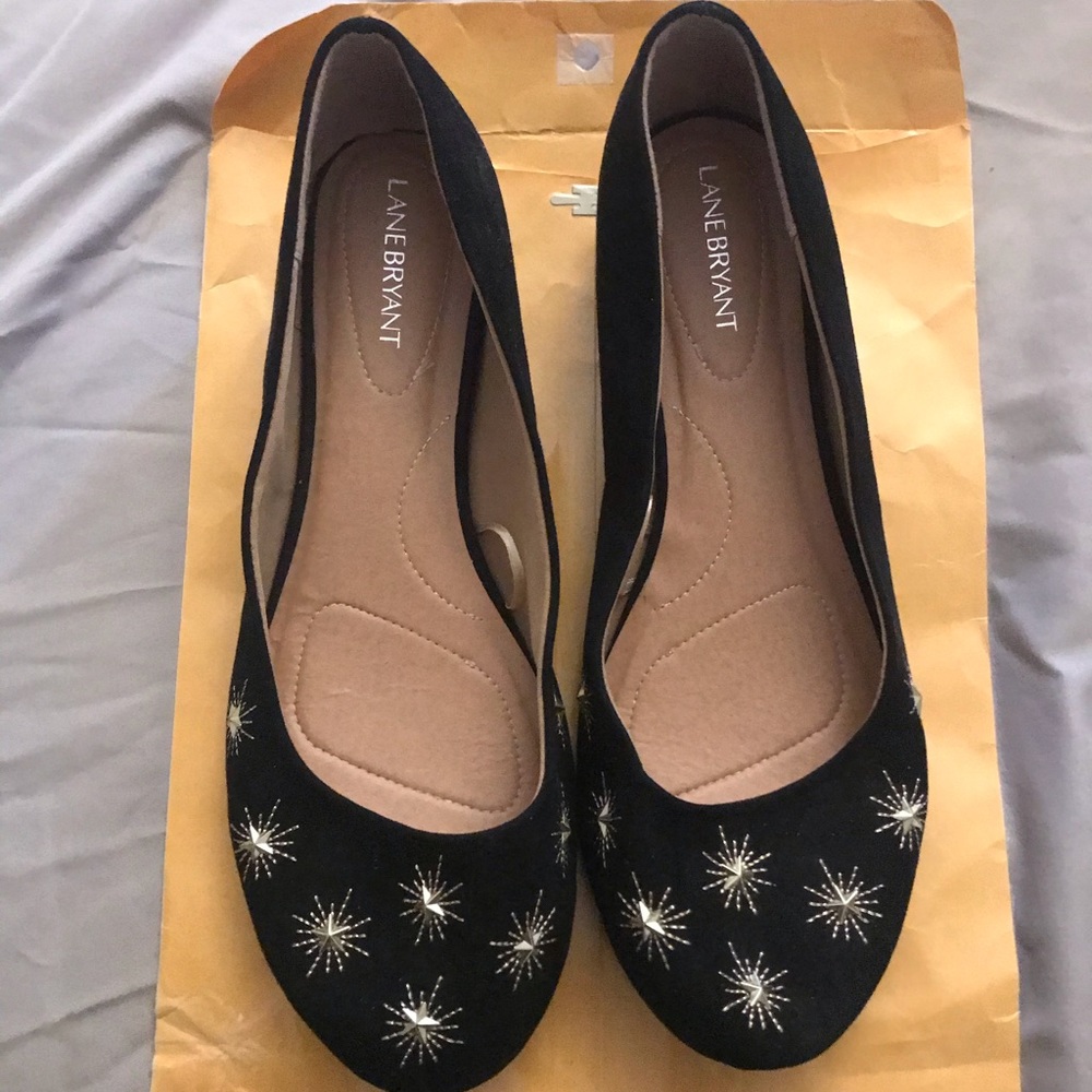 Cute black flats